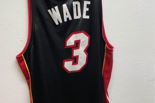 Vintage NBA Miami Heat Dwayne Wade #3 Authentic Adidas Jersey