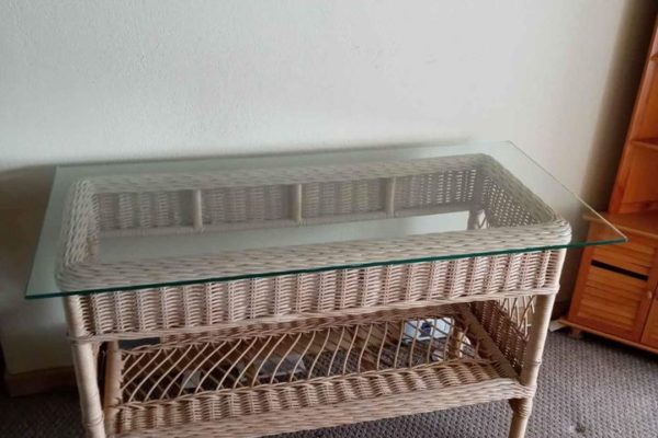 Table - 47 inches W / 19 inches D / 31 inches H