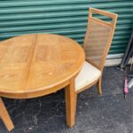 Table with 2 chairs - Image 3